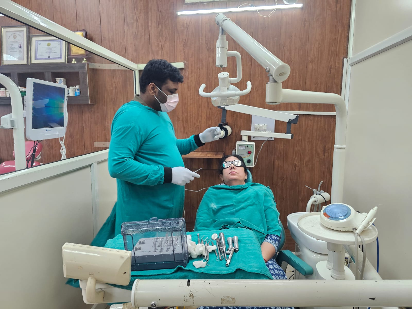 Dental clinic room